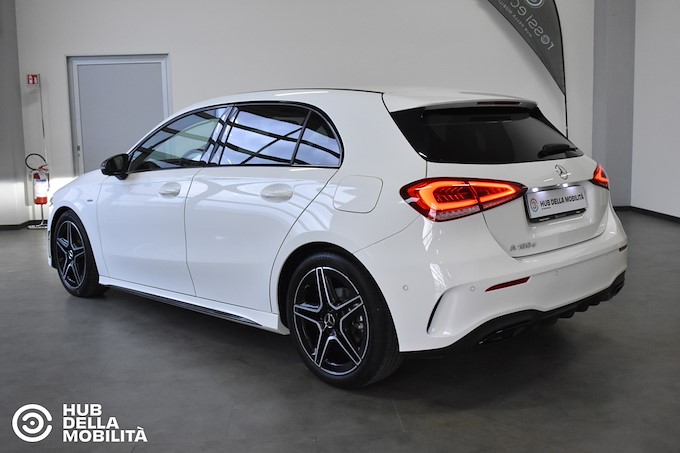 MERCEDES-BENZ A 180 d Automatic Premium Night Edition